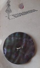 Parelmoerknoop  38 mm
