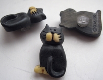 Cat  25 x 17 mm