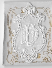 6 Monogrammen D.U.  4,5 x 2,5 cm