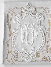 6 Monogrammen D.U.  4,5 x 2,5 cm