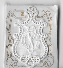 6 Monogrammen G.V.  4,5 x 2,5 cm