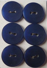 6 knopen - donkerblauw  18 mm