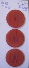 3 Knöpfe  38 mm