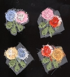 4 Bloemetjes  15 mm