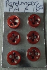 6 Parelmoerknopen - kaartje  8,5 mm