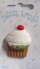 Crafting with Buttons - 2663  38 mm