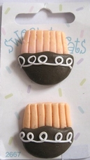 Crafting with Buttons - 2667  28 mm