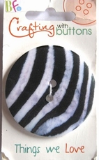 Crafting with Buttons - 2710  44 mm