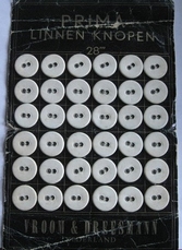 36 Linnen knopen - Verzamelkaart  18 mm