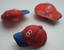 Baseball Caps rood  20 x 15 mm