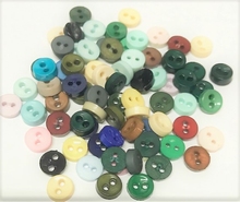 75 Knoopjes.- kleuren  6,5 mm