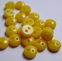 5 knoopjes - geel  5 mm