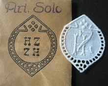 6 Monogrammen HZ - ZH 29 x 24 mm
