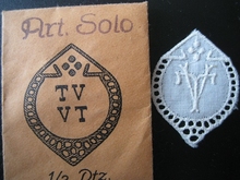 6 Monogrammen - T.V. - V.T. 29 x 24 mm