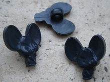 Muis met grote oren - donkerblauw 16 x 15 mm