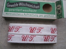Initialen - Lint W.T. Lint 1 cm breed