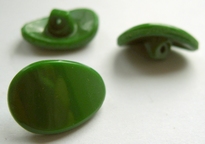 Glasknoop - groen 18 x 13 mm
